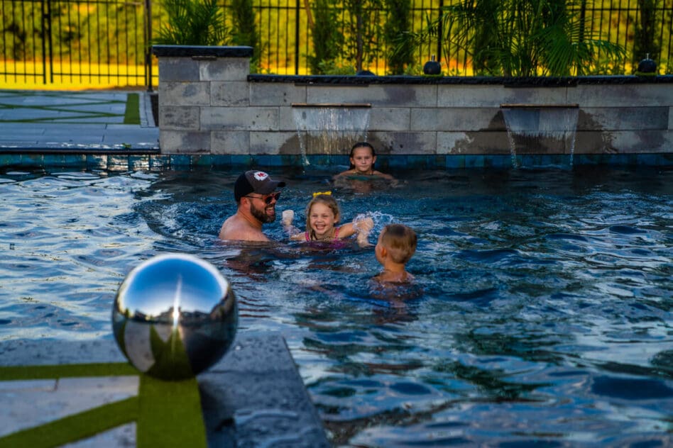 Kansas City, MO Spa & Pool Builders