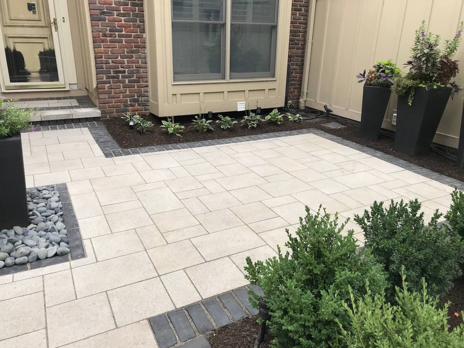 Cozy Courtyard High Prairie Outdoors